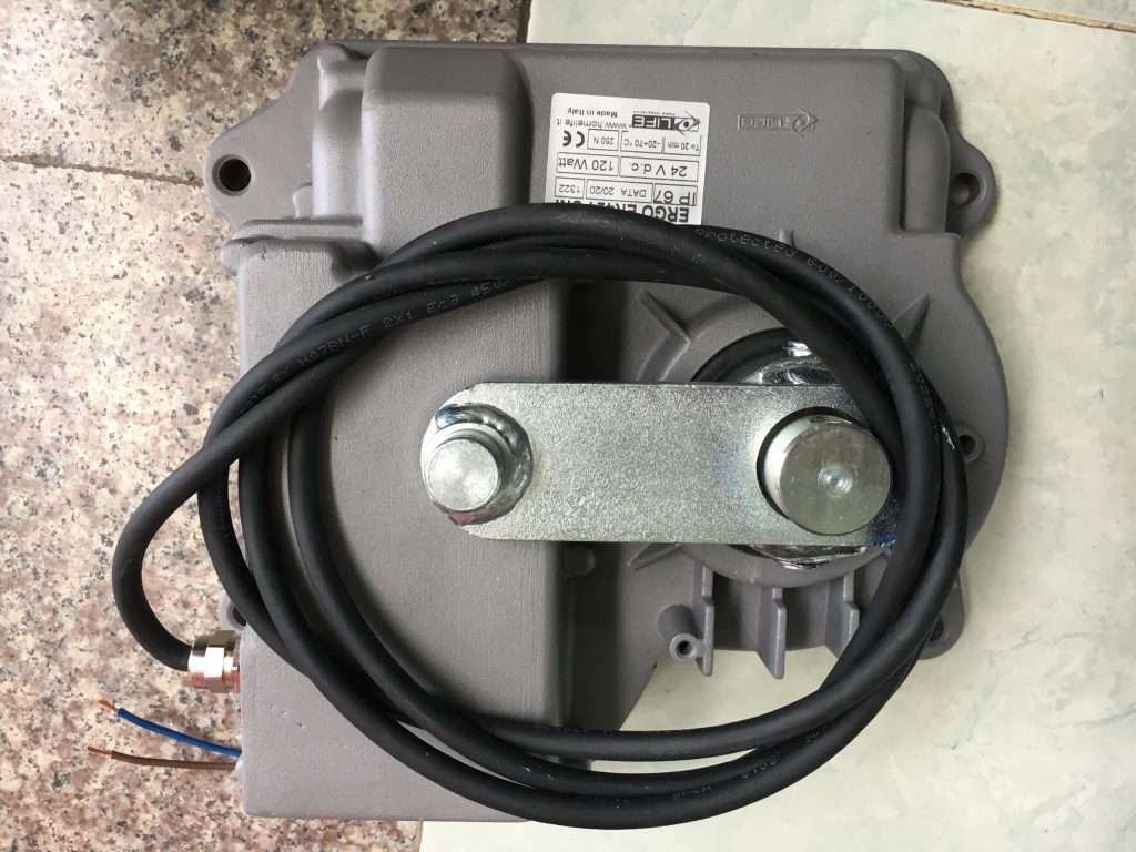Cổng tự động âm sàn LIFE ER4B UNI