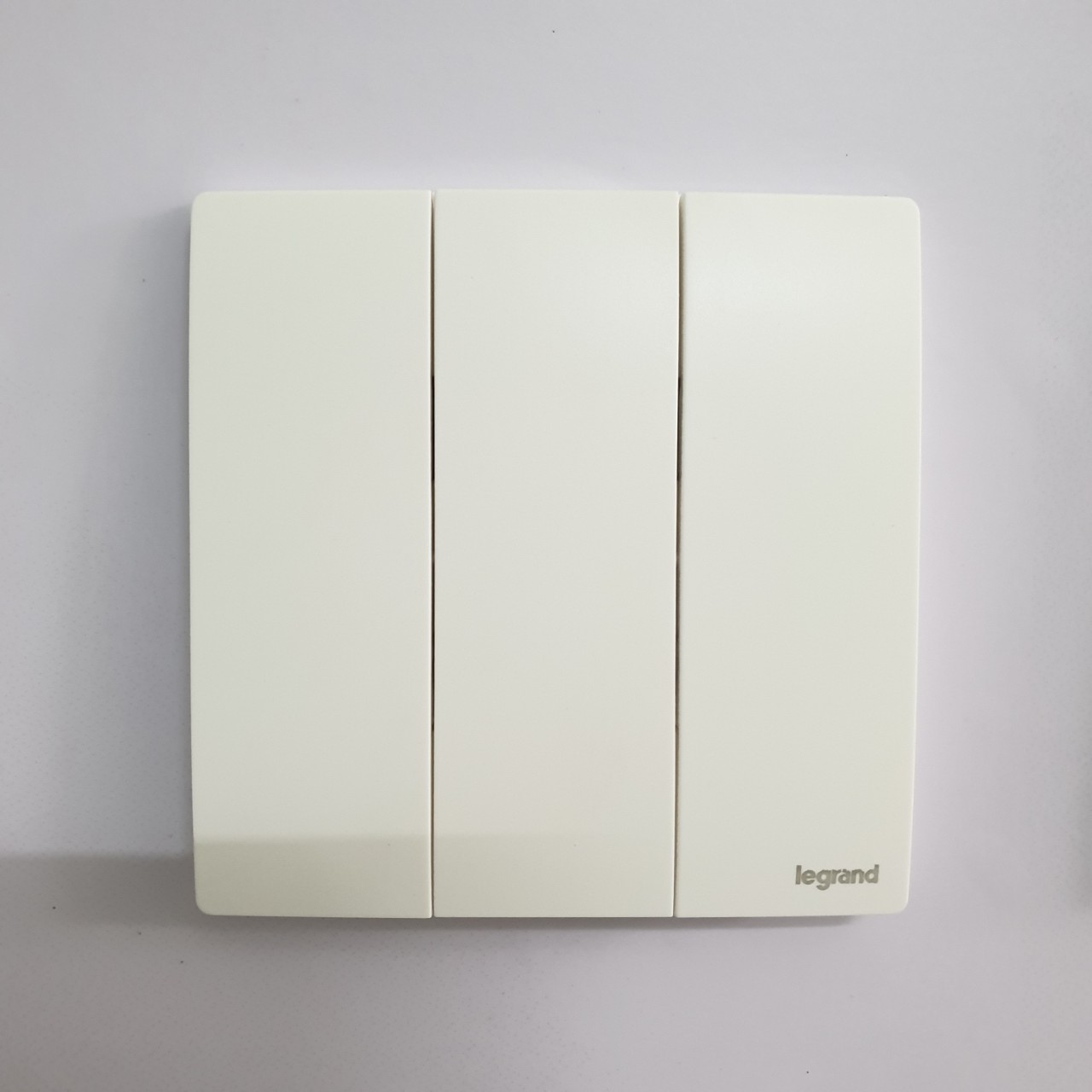 LG-281004MW-Mallia Senses LG-281004MW-Mallia Senses