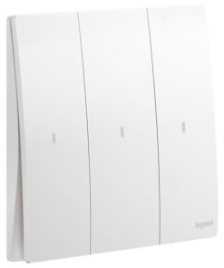 Công tắc ba 1 chiều có đèn 16A Mallia Senses - Legrand | 281014