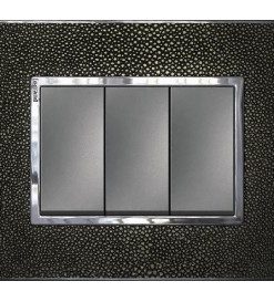Mặt Che Leather Galuchat Với Cơ Phận Màu Xám