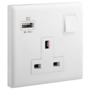 Ổ cắm đơn 3 chấu chuẩn Anh có công tắc 1 cực 13A kèm USB A Eloe | 618058