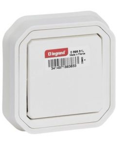 Công tắc đơn 2 chiều 10A IP55 - Gắn âm - Trắng - 069851