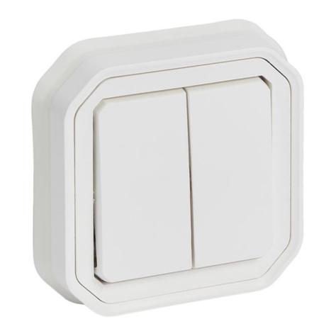 069855 Công tắc đôi 2 chiều 10A IP55 - Gắn âm - Trắng - 069855