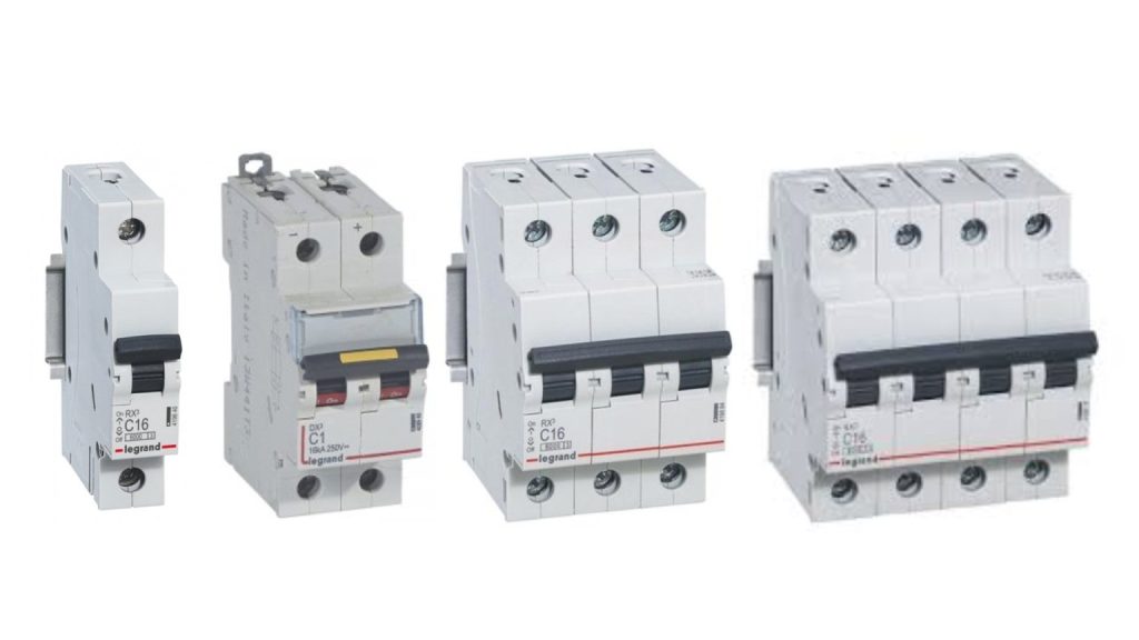 Thiết bị đóng cắt Legrand